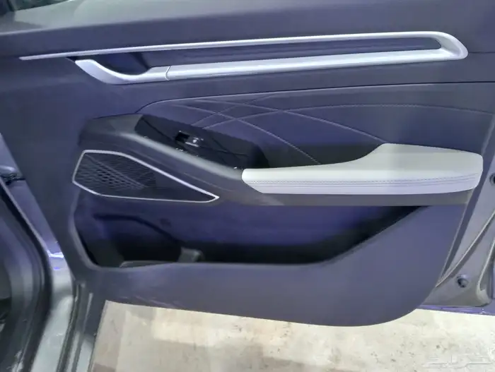 جيلي ام جراند نص فل 2026 GS. كاش دفعتين اقساط 18