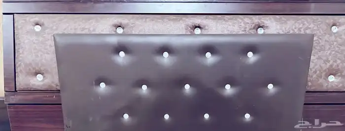 سرير كبيره مع مرتبته و سرير متر بدون مرتبه 0