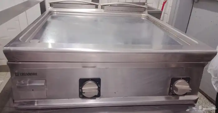 للبيع مجموعة معدات مطعم مستخدمة بحالة نظيفة 11