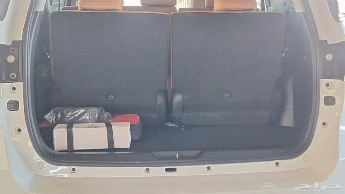 2025 تويوتا فورتشنر GX بنزين بدون دبل شبه جديد 9