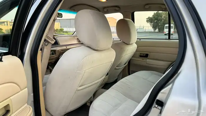 فورد فكتوريا 2012 نظيف سعودي مع لوحة مميزه 17