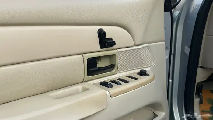 فورد فكتوريا 2012 نظيف سعودي مع لوحة مميزه 9