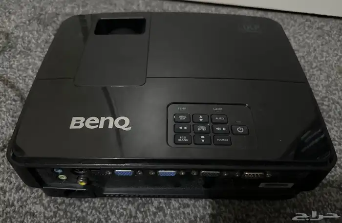 شاشة بروجكتر جديدة لم تستعمل بكرتونها 2
