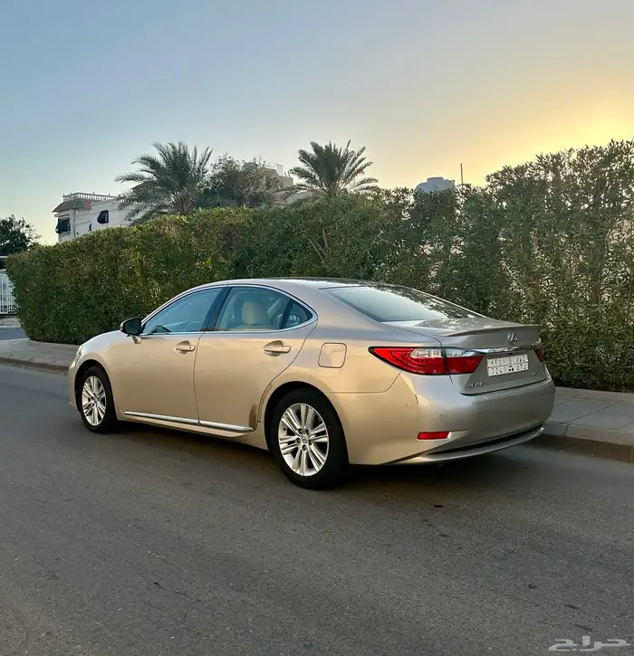 لكزس ES 350 2015 3