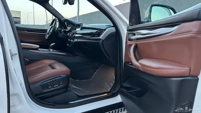 جيب BMW X5 موديل 2014 فل كامل 23