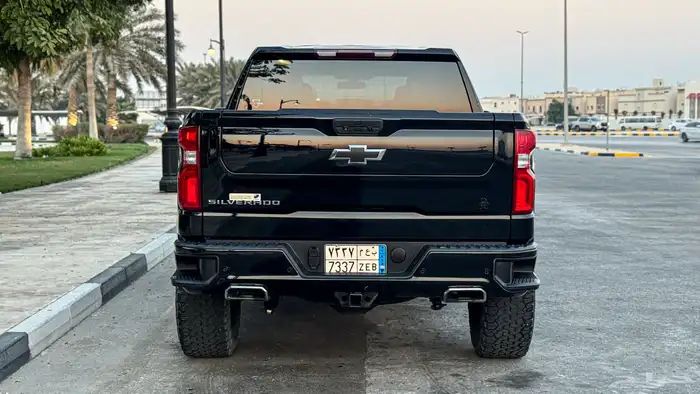 شيفروليه سلفرادو 2021 V8 6.2 دبل غمارتين 10