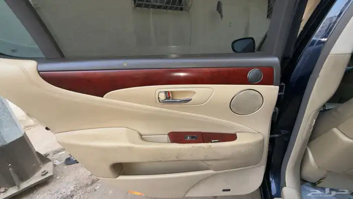 لكزس LS 2009 L 18