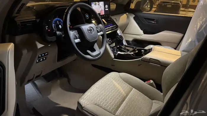 لاندكروزر GXR3 لوحات 2026 1