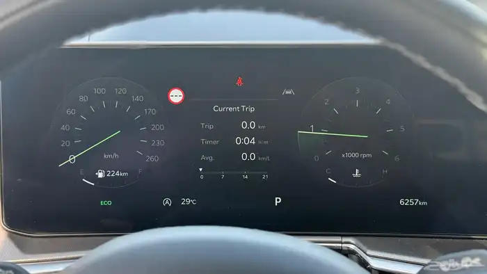 كيا سورنتو ديزل 4X4 2025 بحالة ممتازة 9