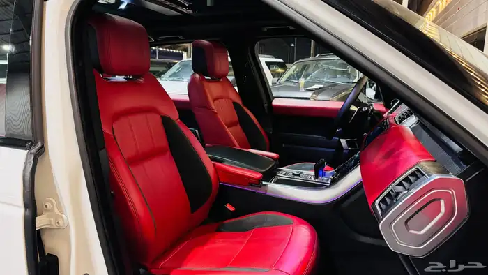 رنج روفر سبورت 2020 ( بحالة ممتازة ) 3