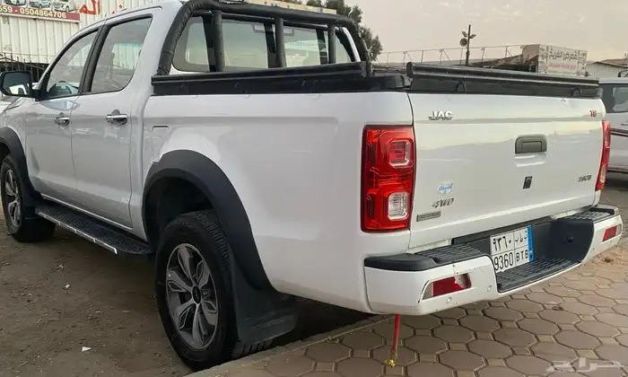 جاك jac مدبلة للبيع T8 ديزل 4