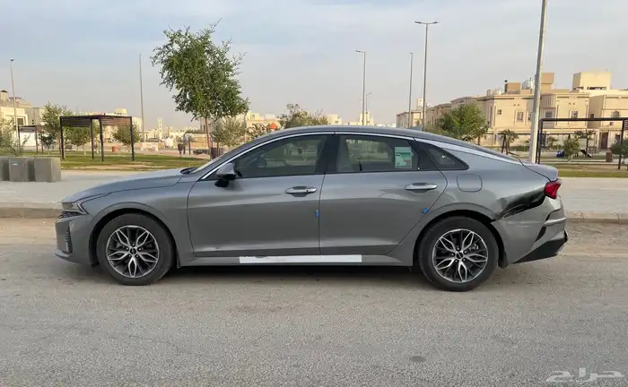 كيا k5 لتقبيل 0