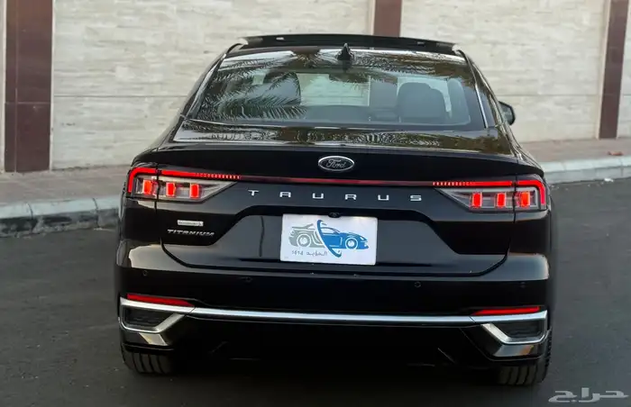فورد_توروس_2023_تيتانيوم 22
