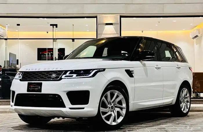 رنج روفر سبورت 2020 ( بحالة ممتازة ) 1