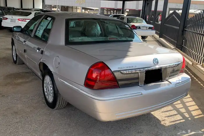 للبيع فورد ماركيز 2011 موتر طيب بالحيل . 3