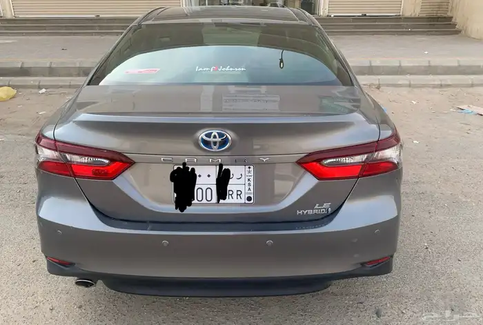 كامري 2023 LE مطور هايبرد تيتانيوم مميز 11