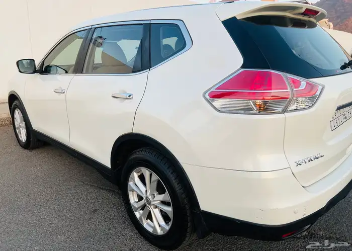 نيسان اكس تريل بدون رش وكالة الشرط البيع 44000 17