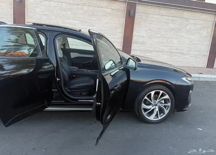 فورد_توروس_2023_تيتانيوم 69