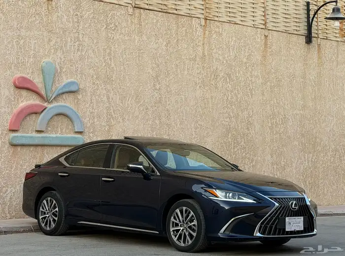 لكزس ES250 موديل 2023 1