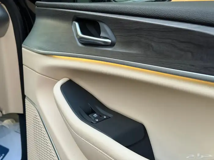 جيب جراند شيروكي ليمتد موديل 2022 وكالة 41