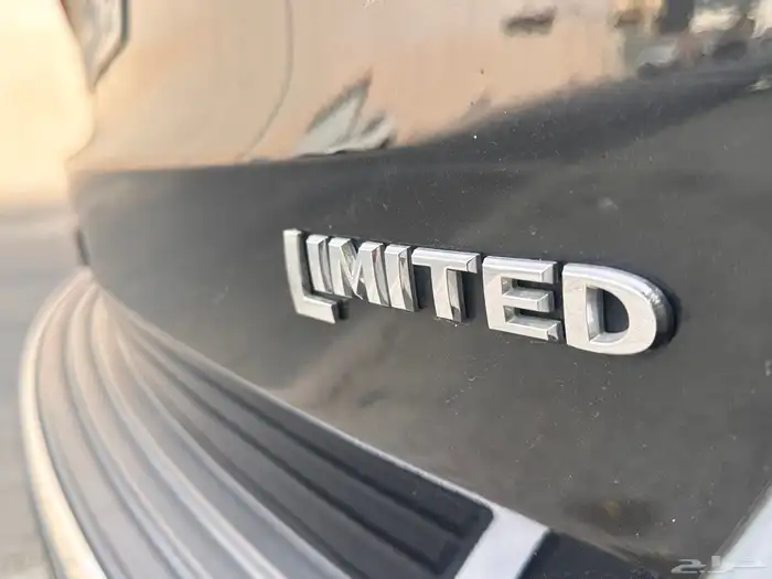 جيب جراند شيروكي2019ليمتيد دبلV6 بانوراما فل كامل نضيف مصين 37