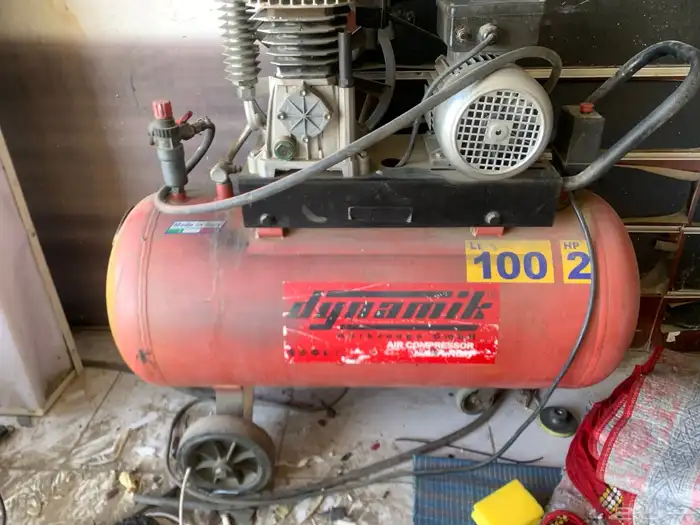 بضاعه محل زينه و طاولات عرض محلات وديكورات اثاث محل للبيع. 2