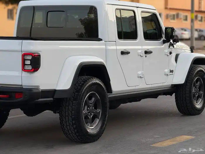 جلاديتور روبيكون 2020 نظيف جدا 5