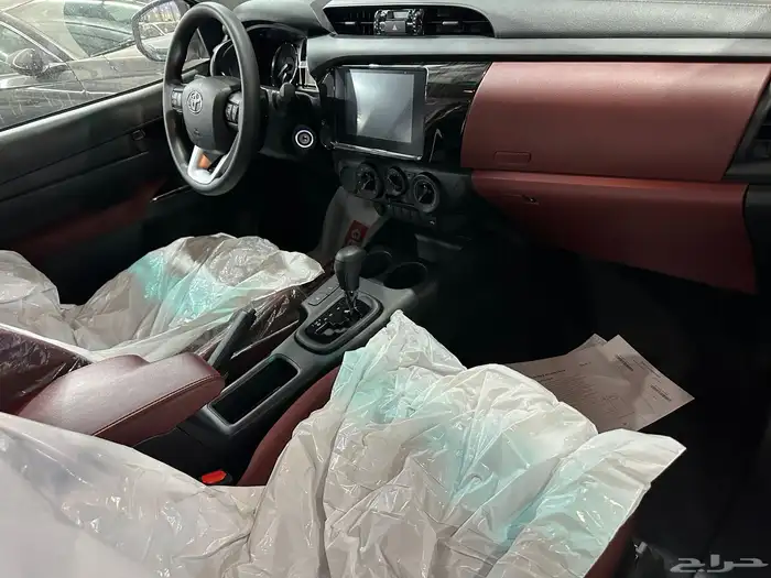 هايلوكس غمارتين بنزين اتوماتيك طيس GLX موديل 2026 27