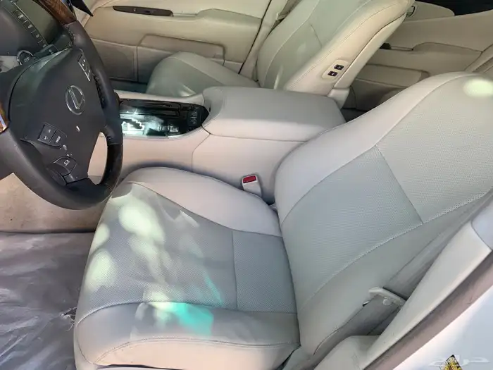 لكزس LS460L لارج V8 شفط نضيف للمستخدم 25
