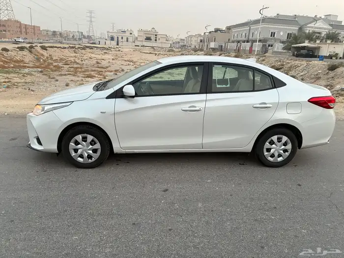 تويوتا يارس 2022 5