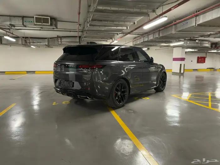 رنج روفر سبورت 2023 4