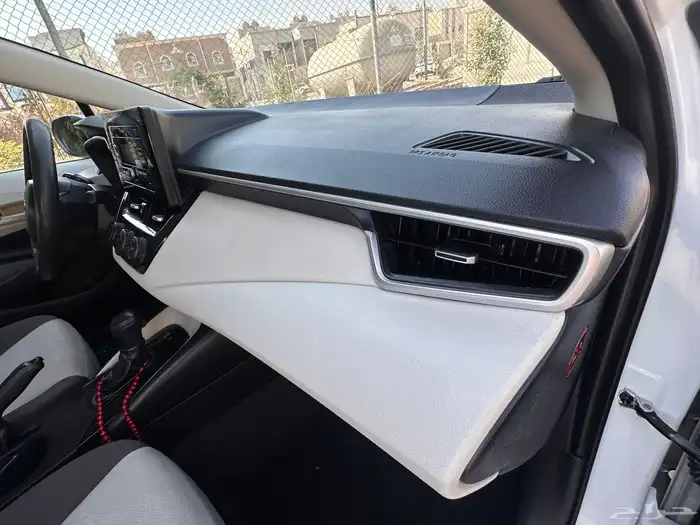 تويوتا كورولا 2021 نضيف1500cc XLI 19