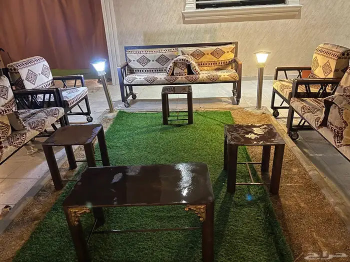 جلسة خارجية نظيفة جدا 1