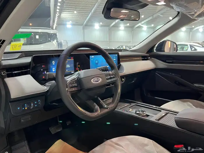 فورد تورس امبيانتي 2026 صيانه مجانيه 7