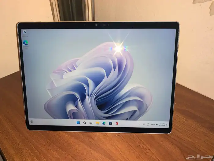 For Sale  Microsoft Surface Pro 10 for Business 0