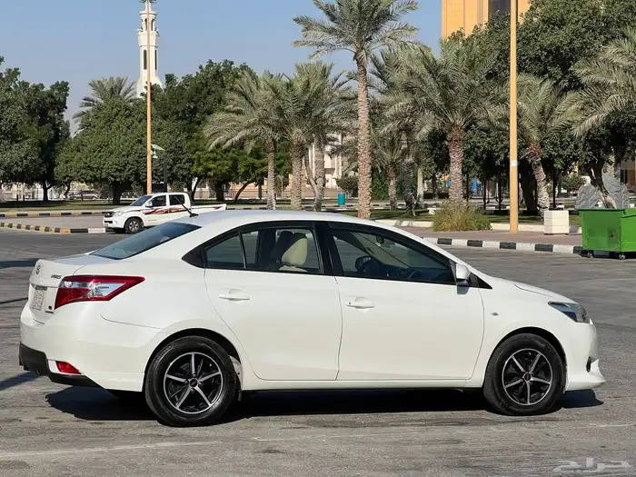 تويوتا يارس موديل 2017 ليمتدد 13