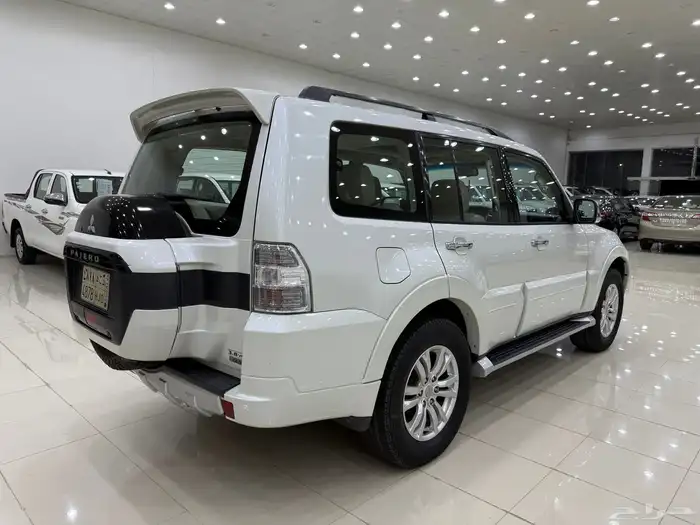 ميتسوبيشي باجيرو 2017 فل كامل مكينه 3800 8