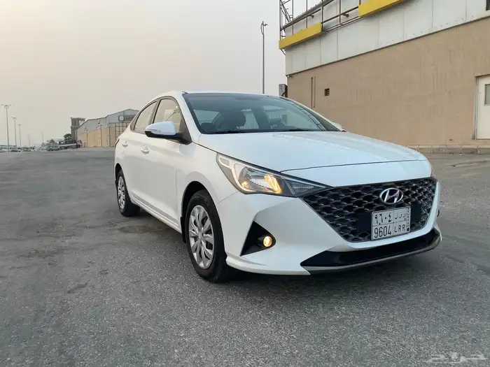 للبيع اكسنت 2023 7