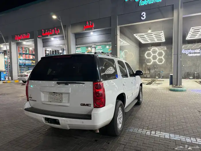 يوكن موديل 2011الوان ابيض 5