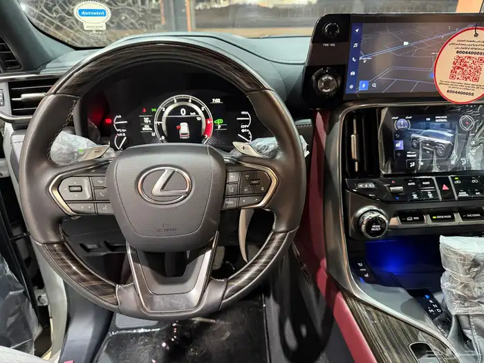 لكزس 2024 LX600 فئه BB بريمي فل كامل 13