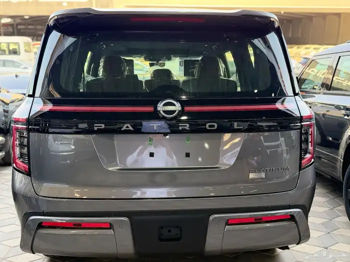 نيسان باترول بلاتينيوم 2026 تنفس طبيعي رمادي نظام 50-50 3