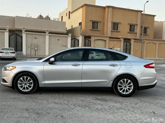 للبيع فورد فيوجن 2015 2