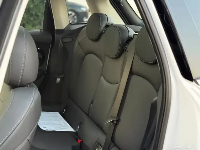 ميني كوبر 2023 S على الضمان 18