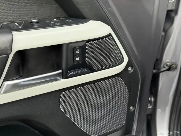 ديفندر HSE P400 2020 - ناغي سعودي 25