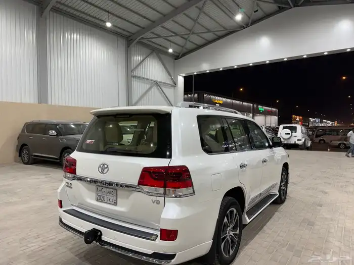 تويوتا لاندكروزر جكسار 2020 فل كامل تورنق وكالة سعودي 4