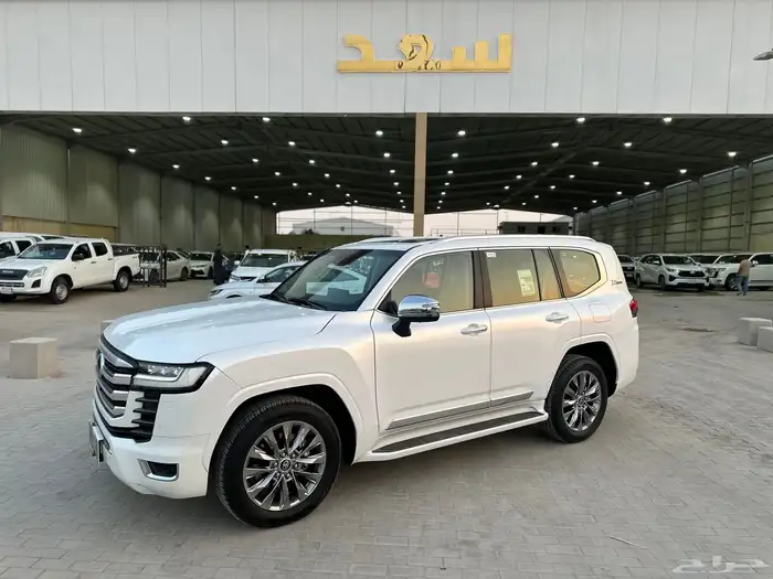تويوتا لاندكروزر VXR فل كامل توين تيربو 2022 0