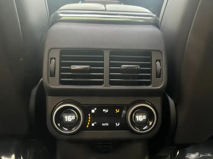 لاندروفر 2025 فيلار p250 مالك اول ممشى 21 الف بحالة الجديد 49