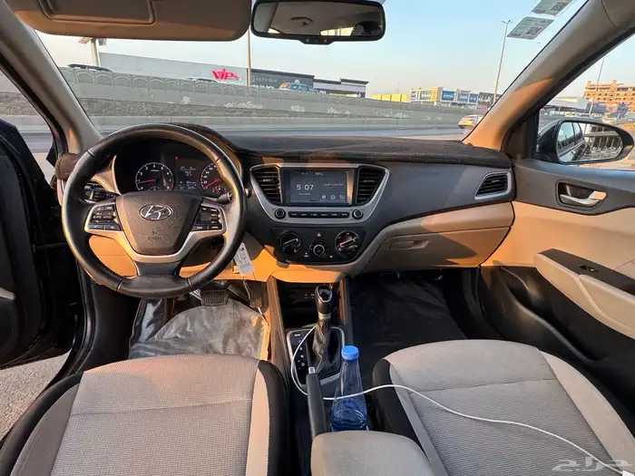 أكسنت سعودي فل كامل مكينة 1600 موديل 2020 مخزنه 9