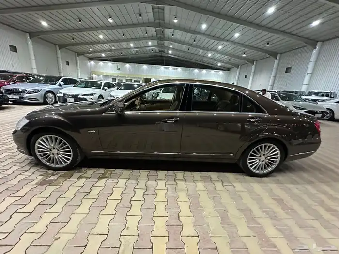 مرسيدس S500 موديل 2011 فل كامل 4