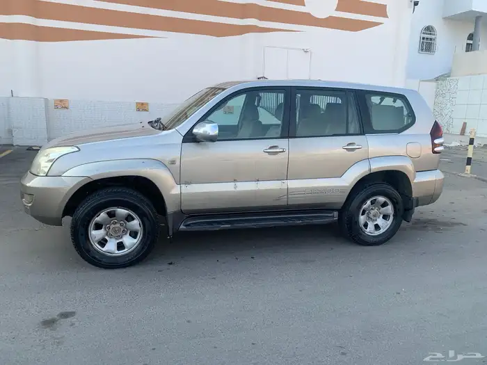للبيع تويوتا برادو 2004   ذهبي   قير عادي 1